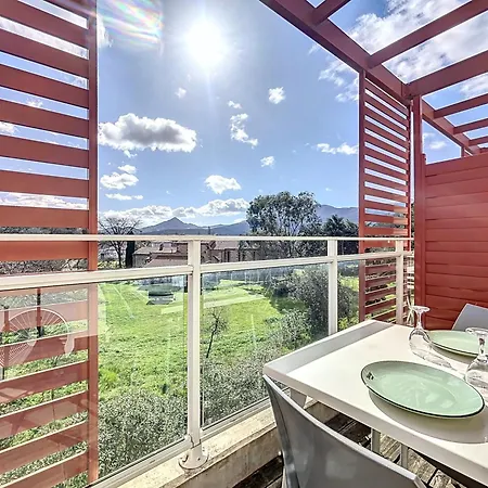 3543-appartement 4 Couchages Dans Avec Piscine דירה