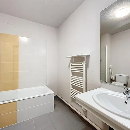 3543-appartement 4 Couchages Dans Avec Piscine דירה *