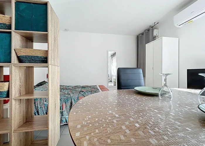 3543-appartement 4 Couchages Dans Avec Piscine